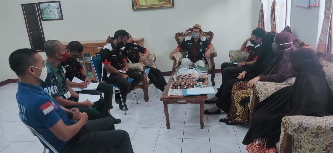 PENYAMPAIAN HASIL PENILAIAN KINERJA TENAGA HONORER