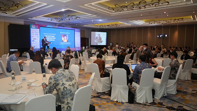 KETUA KAMAR PERDATA MAHKAMAH AGUNG MEMBUKA SECARA RESMI INTERNATIONAL ARBITRATION SEMINAR KETUA KAMAR PERDATA MAHKAMAH AGUNG MEMBUKA SECARA RESMI INTERNATIONAL ARBITRATION SEMINAR
