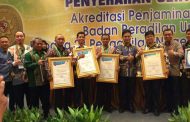 PENGADILAN NEGERI TILAMUTA KELAS II MENERIMA SERTIFIKAT AKREDITASI PENJAMINAN MUTU DAN SERTIFIKAT ISO 9001 : 2015