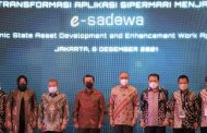 KETUA MAHKAMAH AGUNG LUNCURKAN E-SADEWA