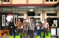 Pengadilan Negeri Tilamuta Berbagi Sembako kepada PPNPN