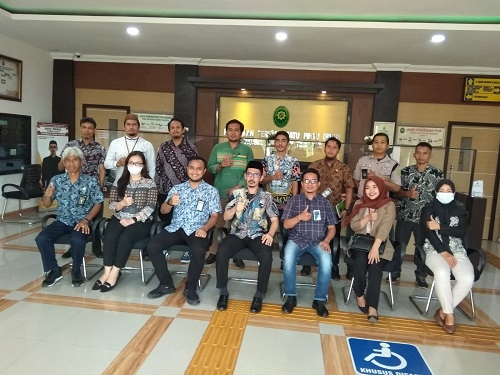 Pelatihan Layanan Prima oleh BRI KCP Boalemo