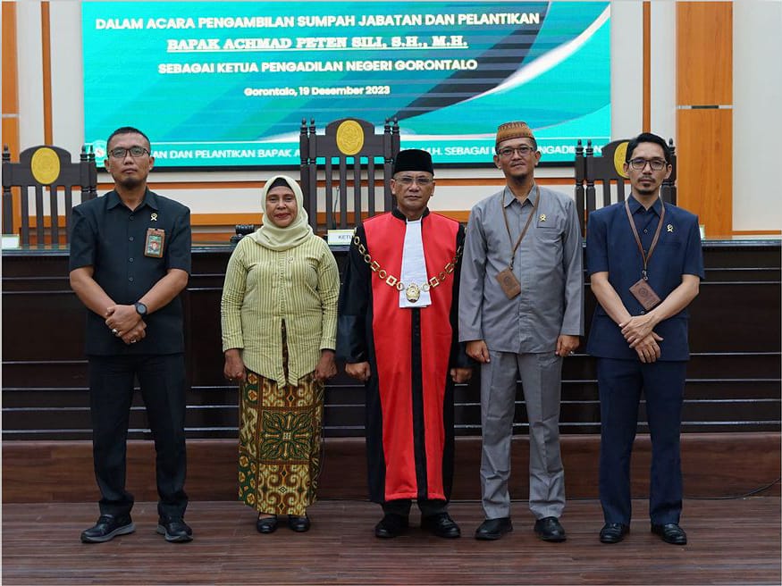 Ketua Pengadilan Negeri Tilamuta Menghadiri Pengambilan Sumpah Jabatan dan Pelantikan Ketua Pengadilan Negeri Gorontalo