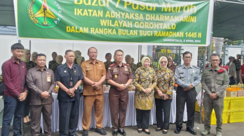 Pengadilan Tinggi Gorontalo Hadiri Pelaksanaan Pasar Murah pada Kejaksaan Tinggi Gorontalo