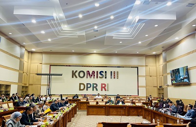 BAHAS EFESIENSI ANGGARAN, MAHKAMAH AGUNG HADIRI RDP DENGAN KOMISI III DPR RI
