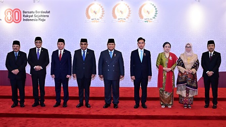 PIMPINAN MA BERSAMA SEKRETARIS MA HADIRI SIDANG TAHUNAN BERSAMA MPR RI, DPR RI, DPD RI TAHUN 2025