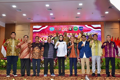 KUNKER KE SUMSEL, KOMISI III DPR RI BERSAMA PENGADILAN TINGGI BAHAS KUHAP