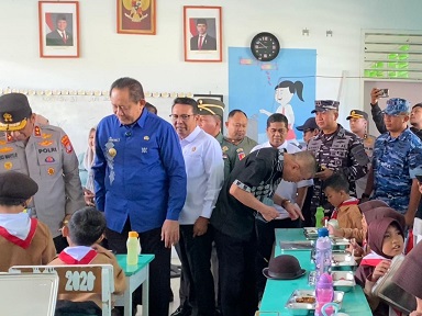 Peninjauan Program Makan Bergizi Gratis oleh Ketua Pengadilan Tinggi Gorontalo dan Forum Koordinasi Pimpinan Daerah di Kabupaten Gorontalo
