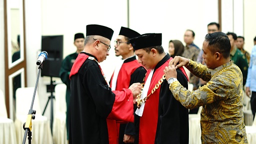 Sidang Terbuka Pengadilan Tinggi Gorontalo: Pengambilan Sumpah Jabatan dan Pelantikan Ketua Pengadilan Negeri Tilamuta Kelas II