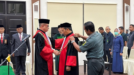 Sidang Terbuka Pengadilan Tinggi Gorontalo Dalam Acara Pengambilan Sumpah Jabatan dan Pelantikan Bapak Annas Mustaqim, S.H., M.Hum., Sebagi Wakil Ketua Pengadilan Tinggi Gorontalo