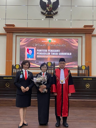 Wisuda Purnabhakti Panitera Pengganti Pengadilan Tinggi Gorontalo