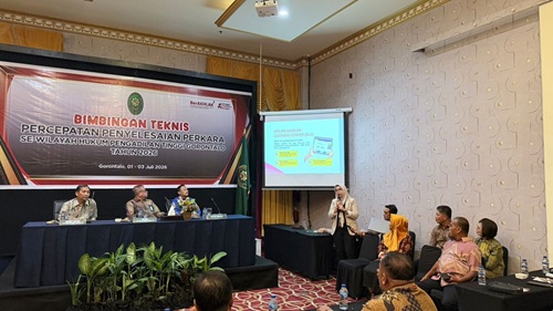 Bimbingan Teknis Percepatan Penyelesaian Perkara Resmi Dibuka, Ketua Pengadilan Tinggi Gorontalo Tekankan Kepastian Hukum